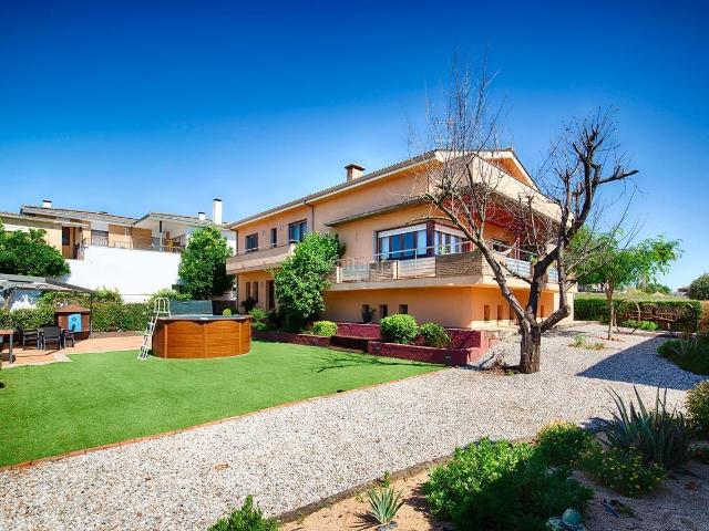 Casa en venta en Pla de l'Estany, Catalunya