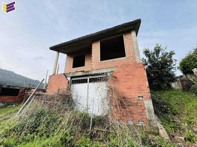 Casa en venta en O Porriño, Vigo