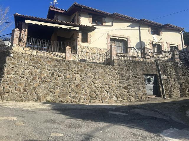 Casa en venta en Poyales Del Hoyo