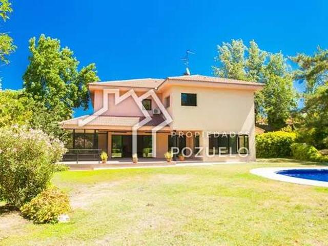Casa en venta en Pozuelo De Alarcón, Madrid
