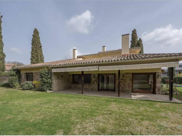 Casa en venta en Pozuelo De Alarcón, Madrid