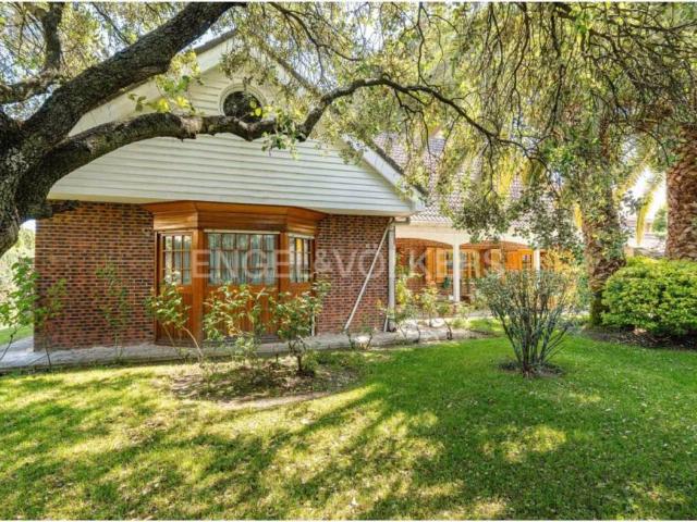 Casa en venta en Pozuelo De Alarcón, Madrid