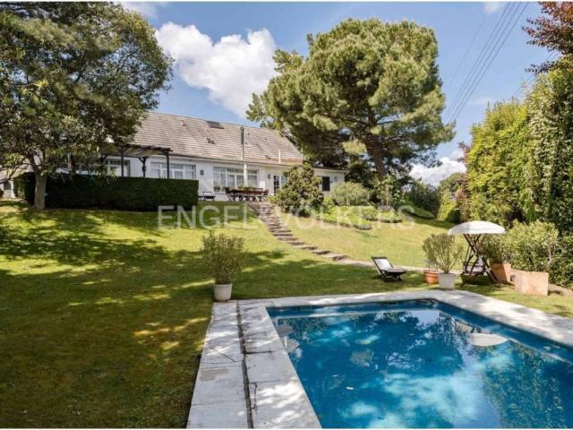 Casa en venta en Pozuelo De Alarcón, Madrid