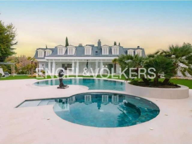 Casa en venta en Pozuelo de Alarcón, Comunidad de Madrid