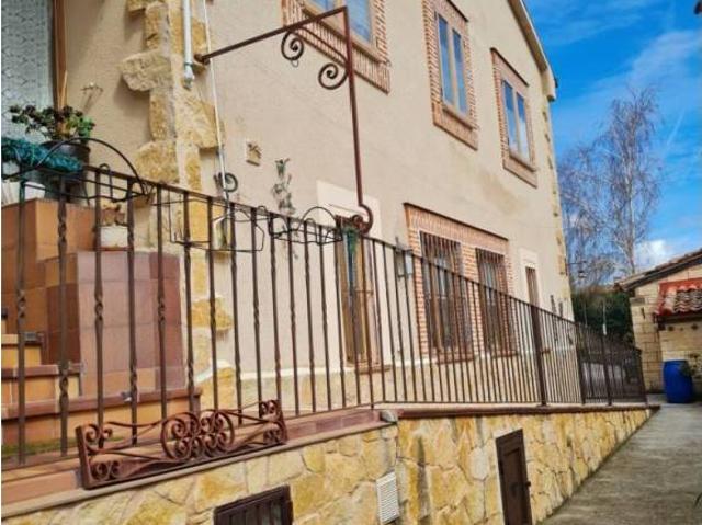Casa en venta en Prádena