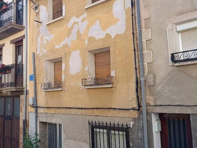 Casa en venta en Pradoluengo, Castilla y León