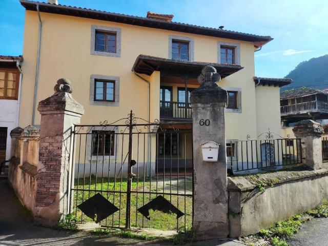 Casa en venta en Peñaullán, Pravia