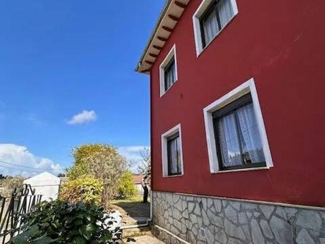Casa en venta en Praúa, Pravia