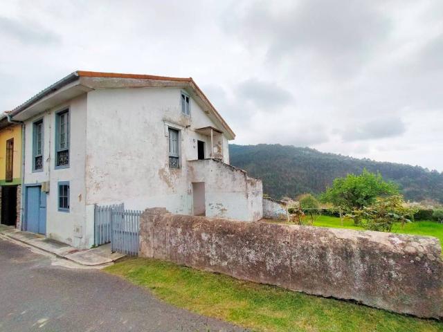 Casa en venta en Somáu, Pravia