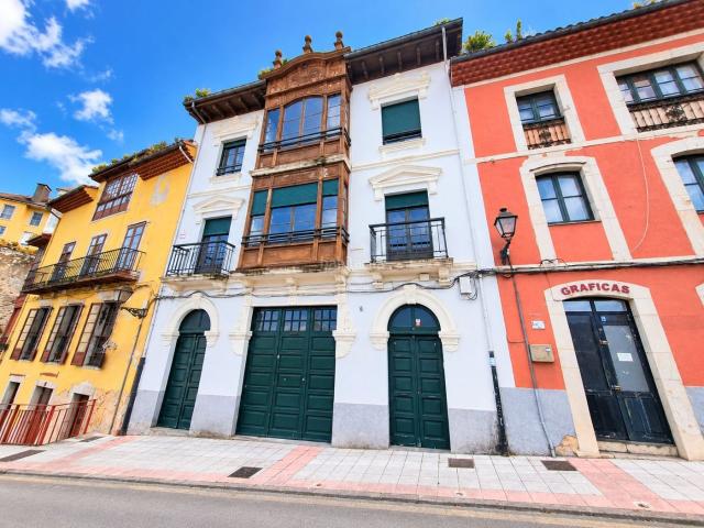 Casa en venta en Praúa, Pravia
