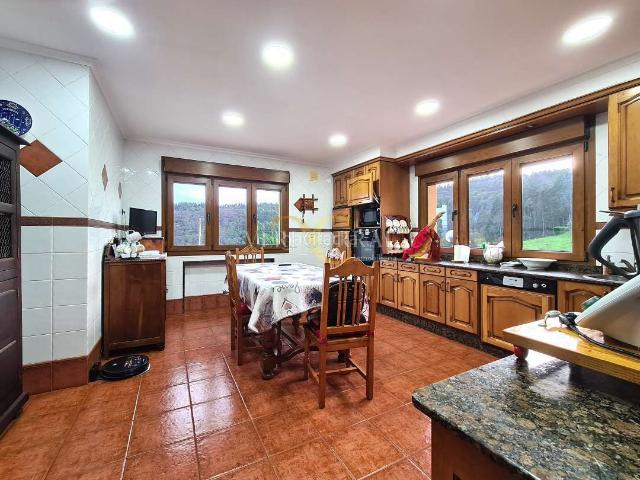 Casa en venta en Praúa, Pravia