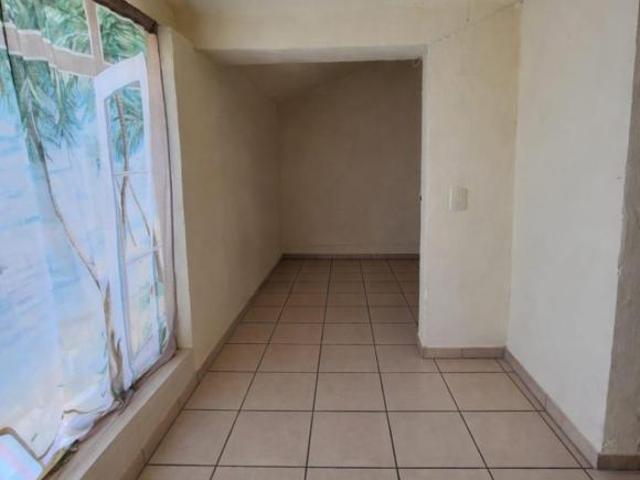 Casa en Venta en Privada Valle de Morelos | 4 Recámaras | Cochera Techada | Port