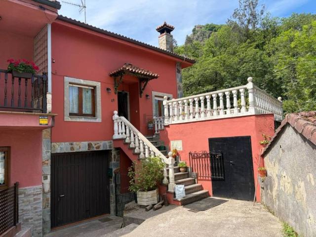 Casa en venta en Proaza, Asturias