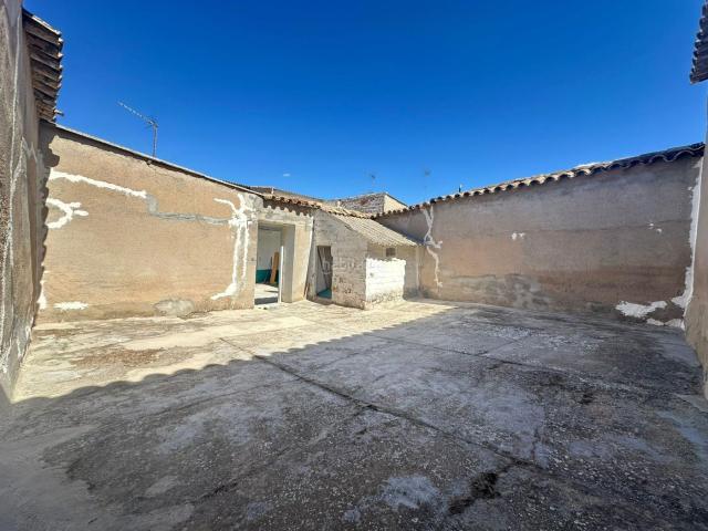 Casa en venta en La Puebla De Almoradiel, Castilla-La Mancha