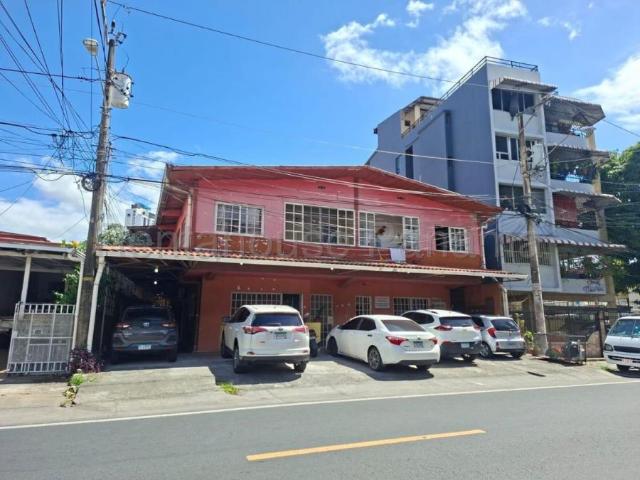 Casa en Venta en Pueblo Nuevo Vista Hermosa Panamá 500 m2. 10 hab