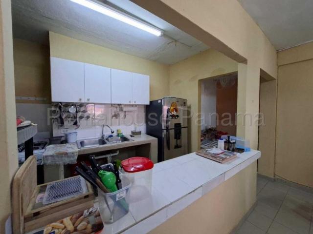 Casa en Venta en Pueblo Nuevo Vista Hermosa Panamá 500 m2. 10 hab