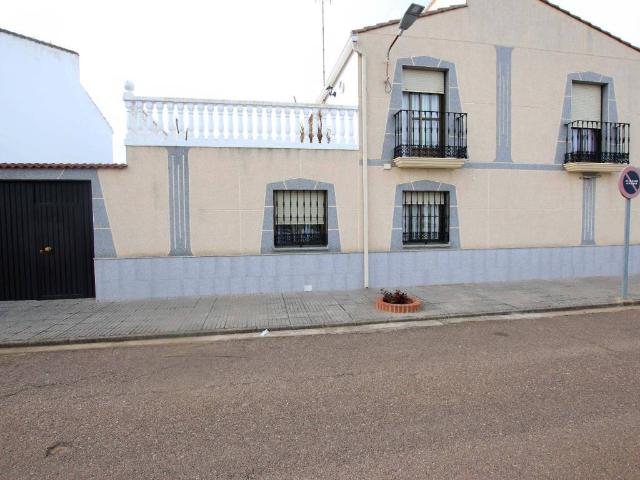 Casa en venta en Pueblonuevo Del Guadiana