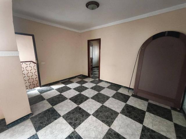 Casa en venta en Puente Genil, Andalucía
