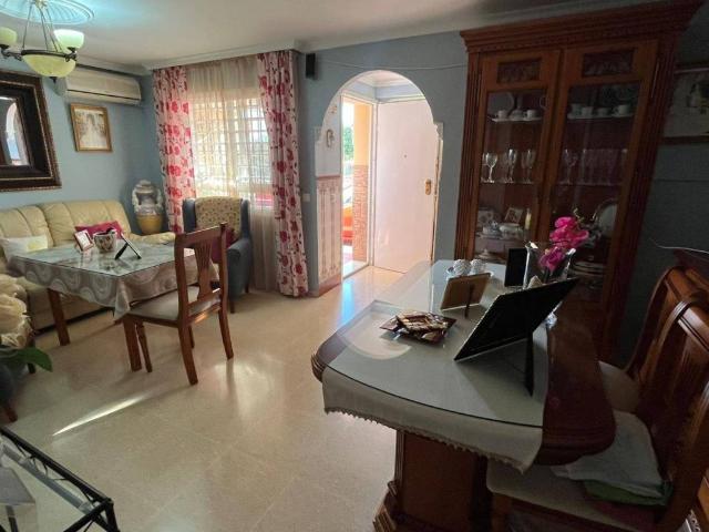 Casa en venta en Puente Genil, Andalucía