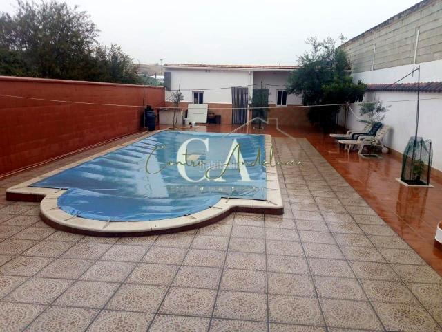 Casa en venta en Barrio de la Isla, Puente Genil