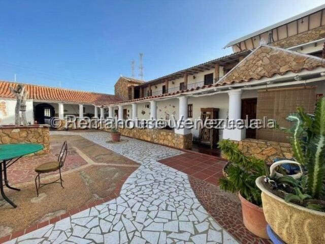 Casa en venta en Punto Fijo, Falcón