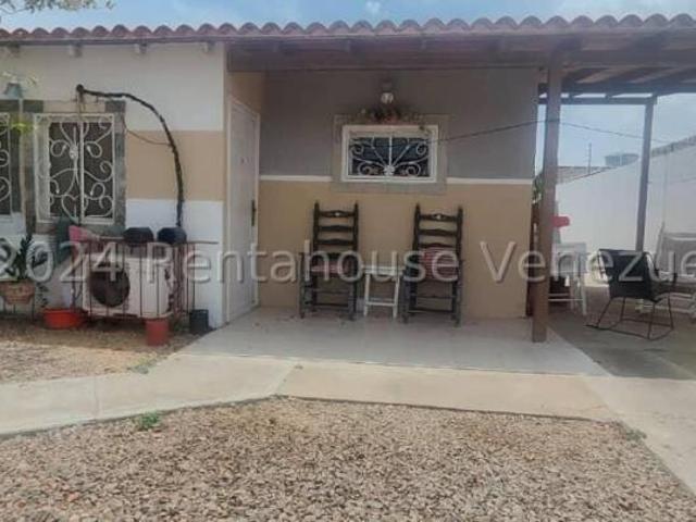 Casa en venta en Punto Fijo, Falcón