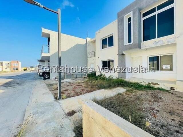 Casa en venta en Punto Fijo, Falcón