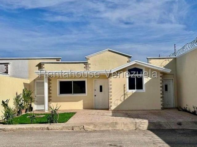 Casa en venta en Punto Fijo, Falcón