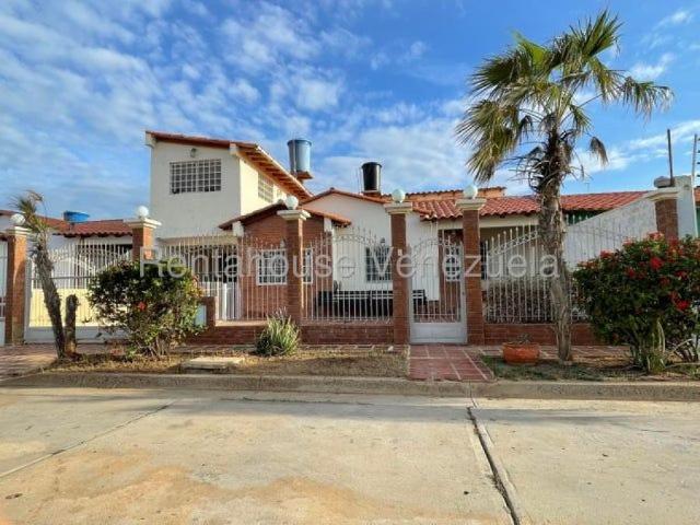 Casa en venta en Punto Fijo, Falcón