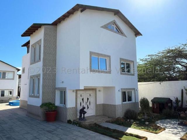 Casa en venta en Punto Fijo, Falcón