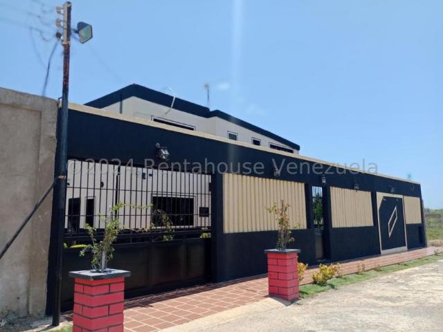 Casa en venta en Punto Fijo, Falcón