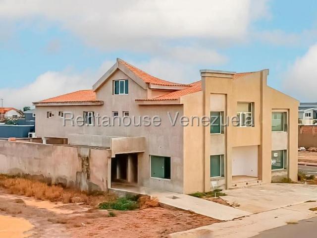 Casa en venta en Punto Fijo, Falcón