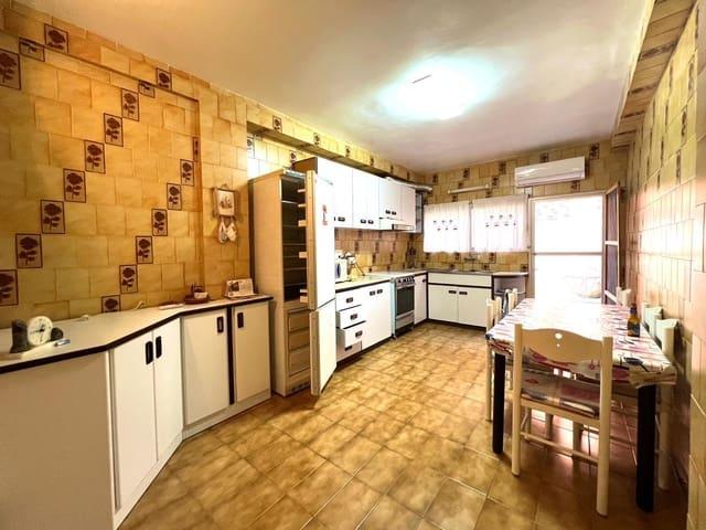 Casa en venta en La Canal de Navarrés, Valencia