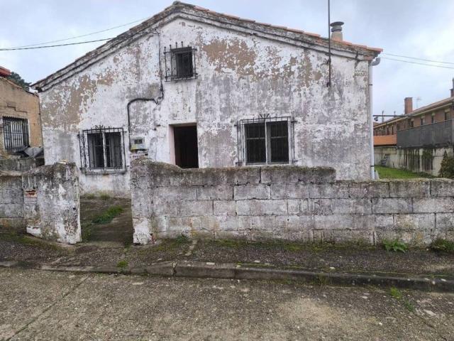 Casa en venta en Quintanar De La Sierra