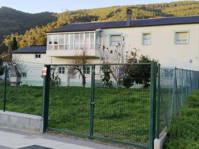 Casa en venta en Quiroga, Galicia