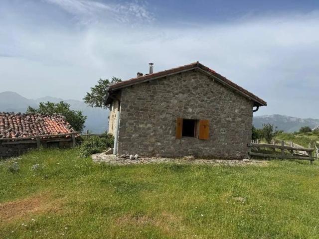Casa en venta en Quirós, Asturias