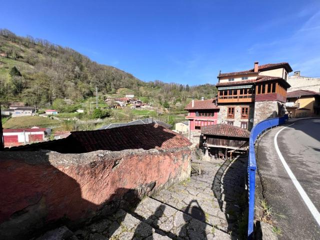Casa en venta en Quirós, Asturias