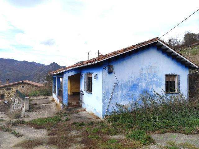 Casa en venta en Quirós, Asturias
