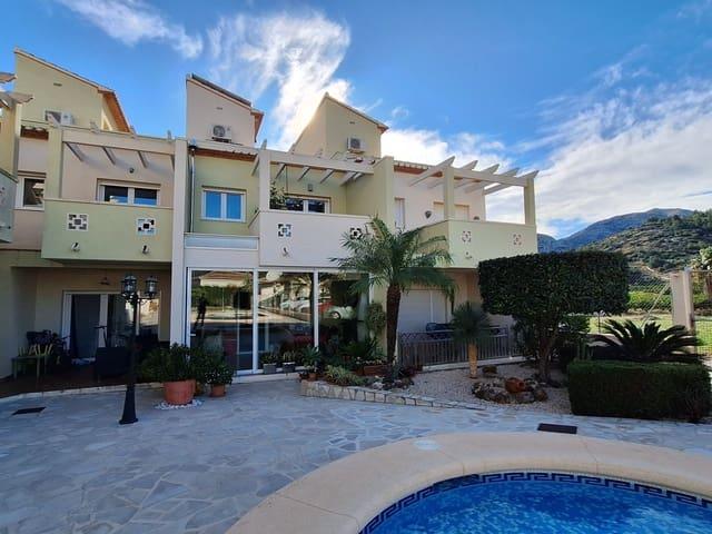 Casa en venta en El Ràfol D'almúnia