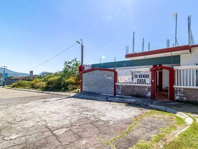 Casa en venta en Ixtapan De La Sal, Estado de México
