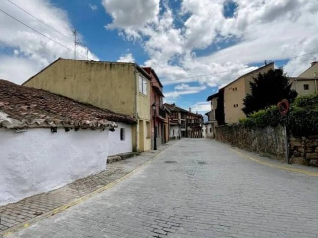 Casa en venta en Rascafría, Urbanización Valle de El Paular
