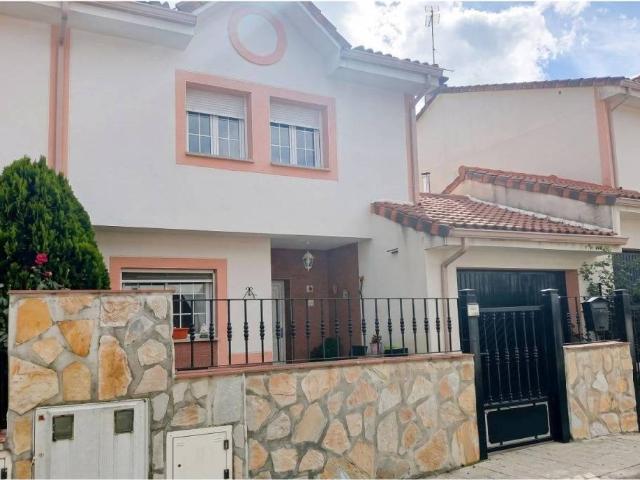Casa en venta en Rascafría, Madrid