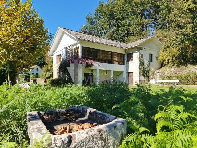 Casa en venta en Redondela, Vigo