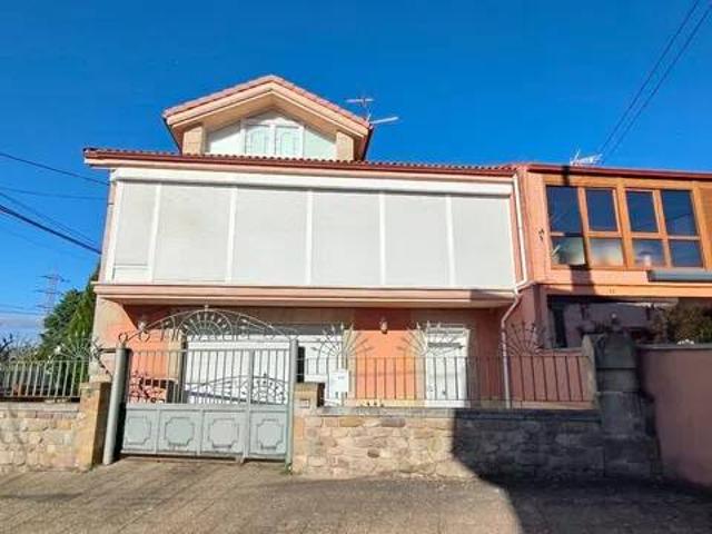 Casa en venta en Urbanización Los Encuentros, Reinosa