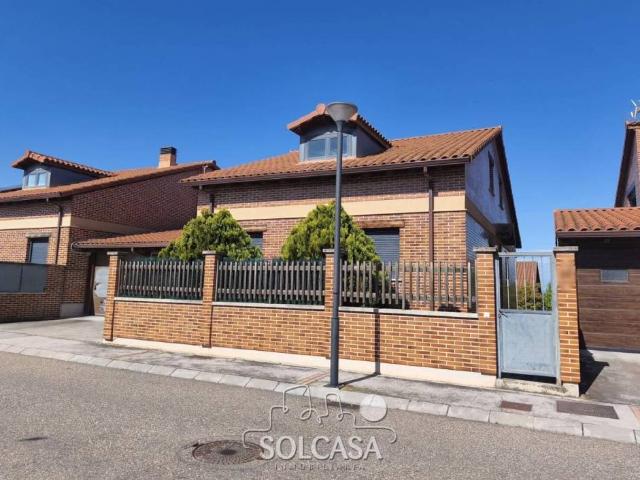 Casa en venta en Renedo De Esgueva, Castilla y León