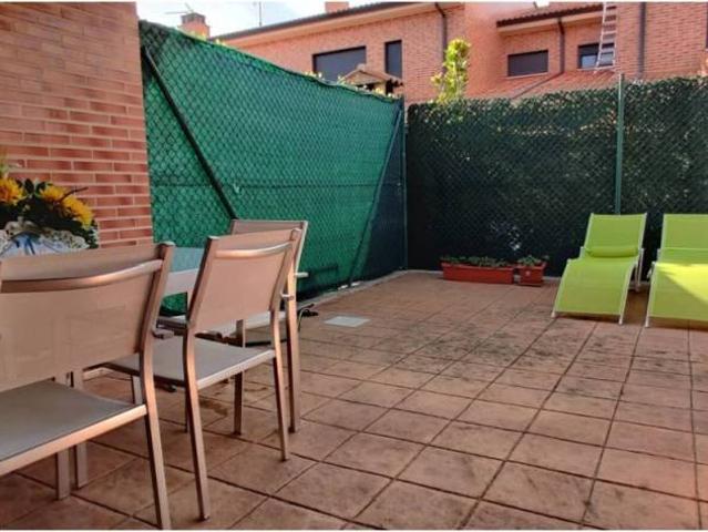 Casa en venta en Renedo De Esgueva, Castilla y León