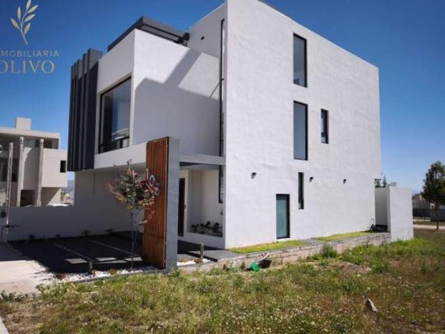 Casa en venta en Santa Gertrudis