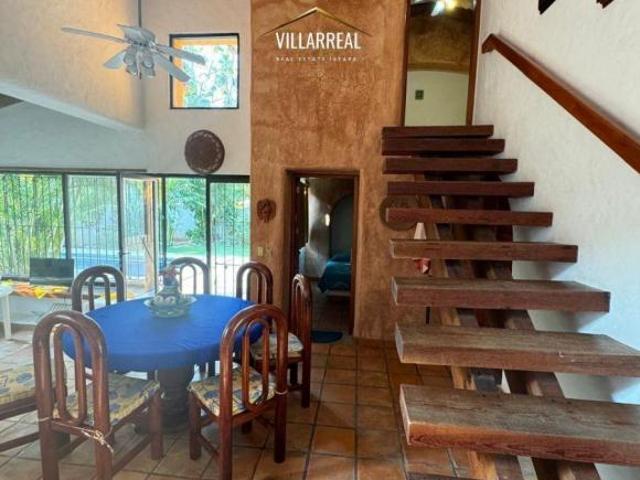 CASA EN VENTA EN RESIDENCIAL CAMPO DE GOLF IXTAPA