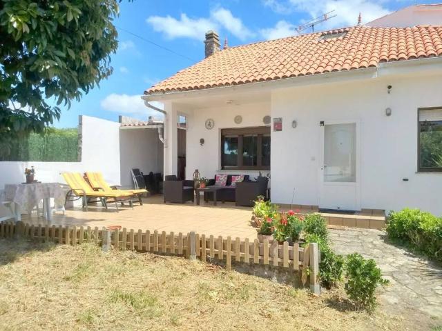 Casa en venta en Rianxo