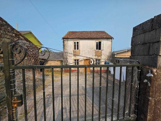Casa en venta en Rianxo, A Barbanza